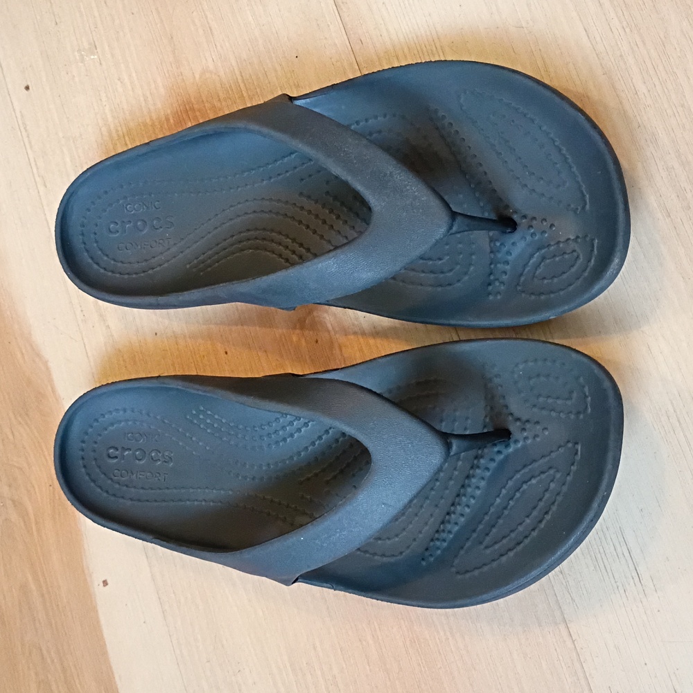 Crocs Women's Black Flip Flops - Picture 2 of 6